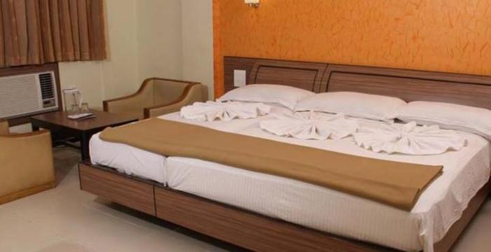 Green Park Hotel